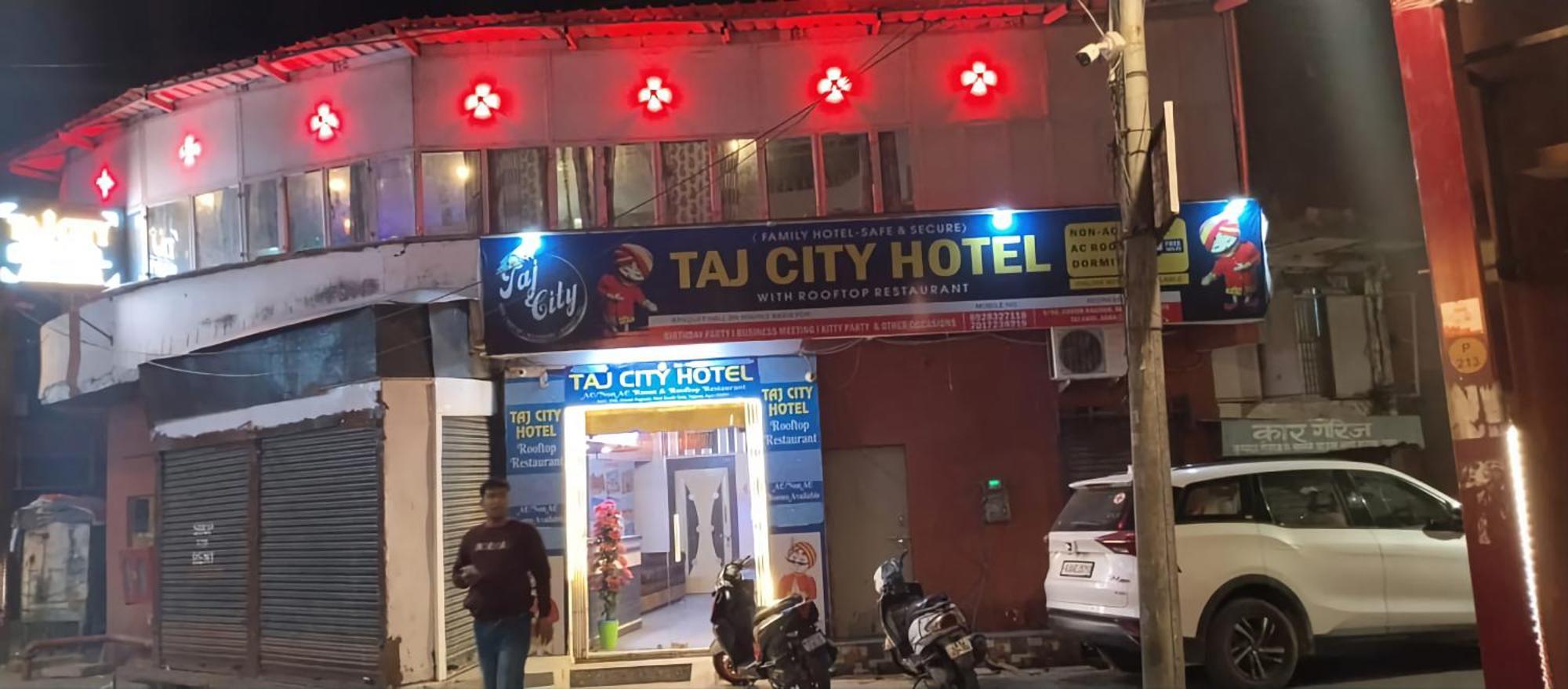 Taj City Hotel Agra  Exterior photo